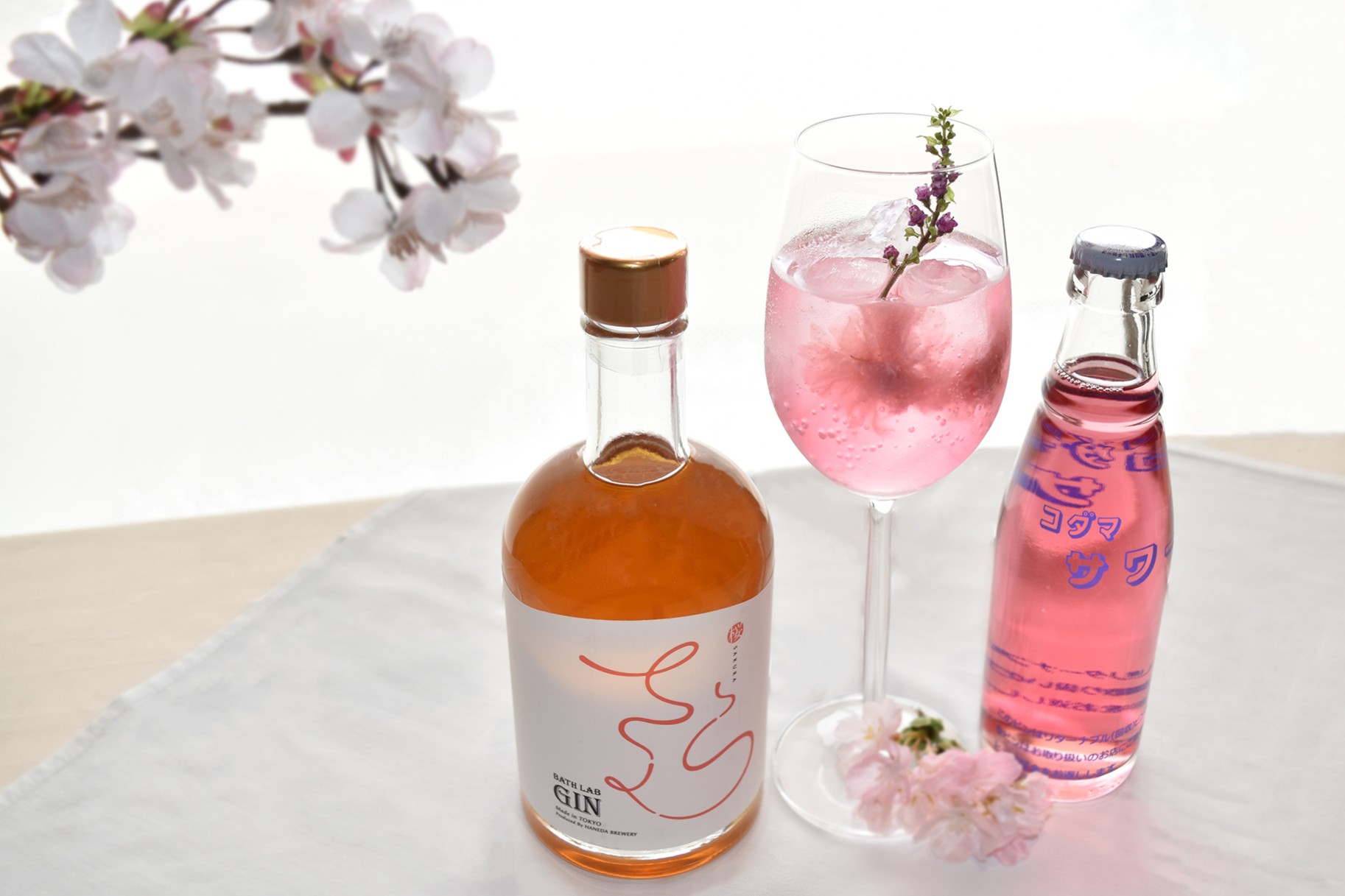 W大田×W桜”が生み出す、2週間限定カクテル「Spring Flight」誕生～羽田